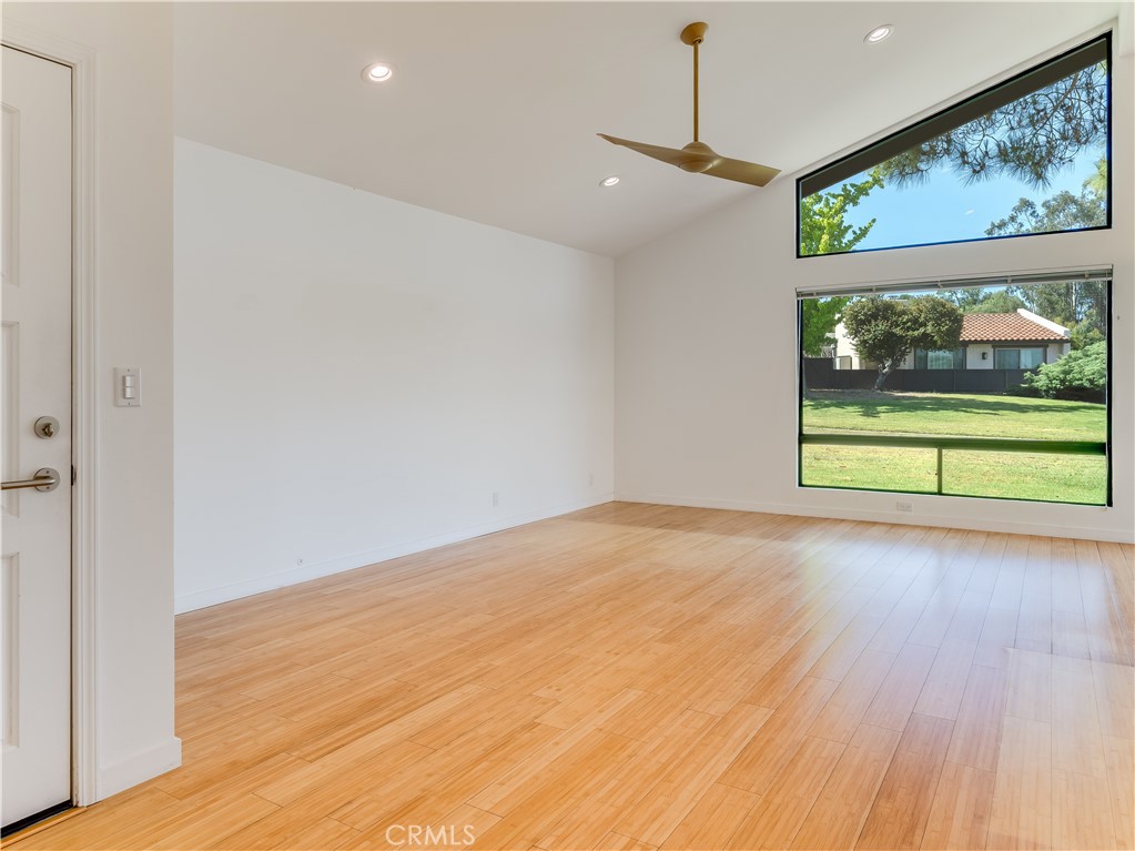 21 Vista Lane