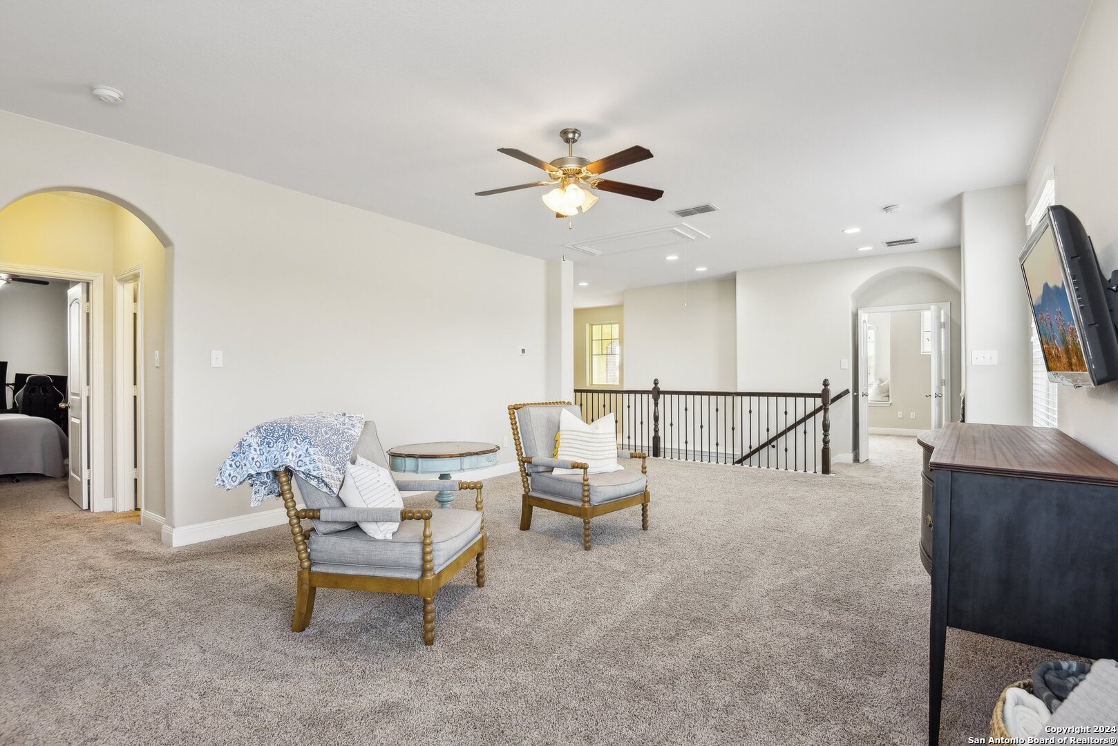 2809 ASHWOOD