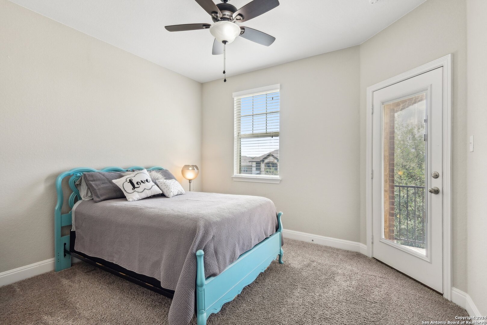 2809 ASHWOOD