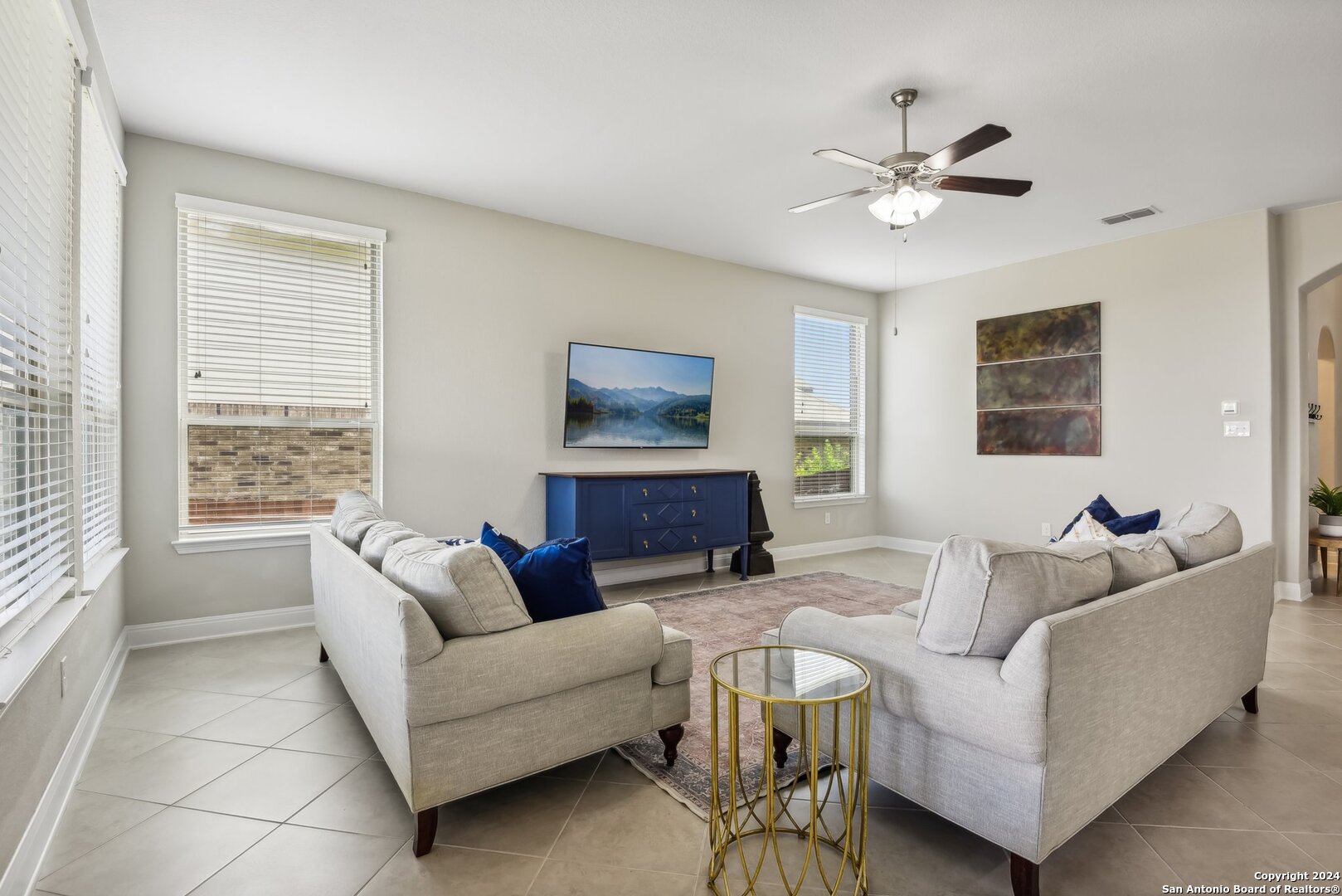 2809 ASHWOOD