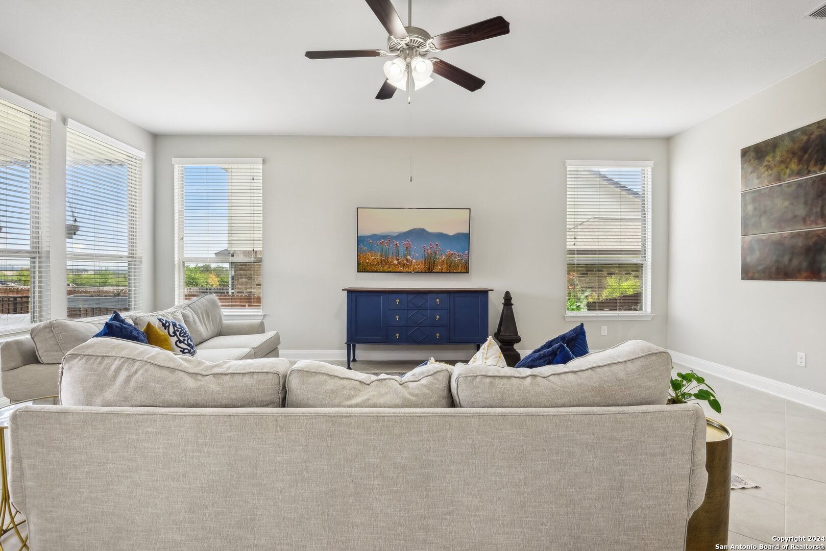 2809 ASHWOOD