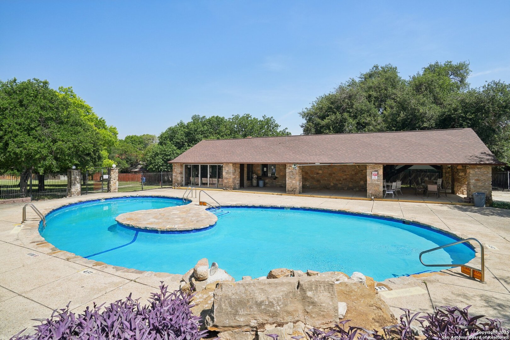 4919 Arbor Ridge