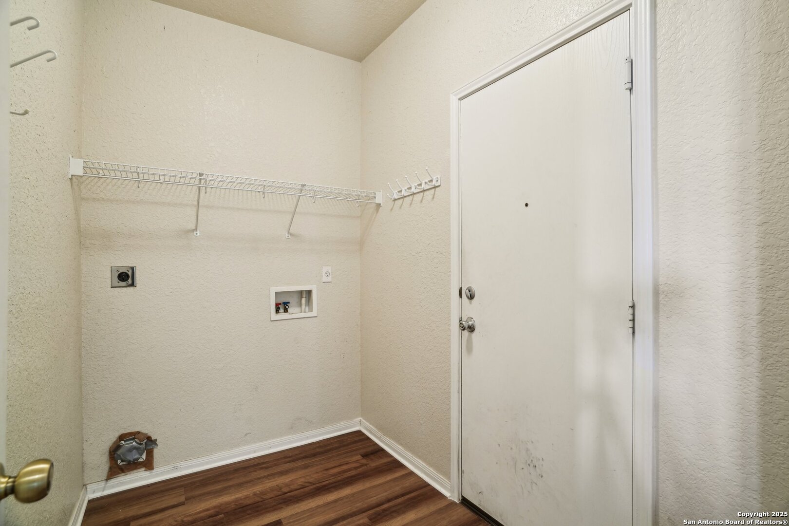 530 MESA LOOP
