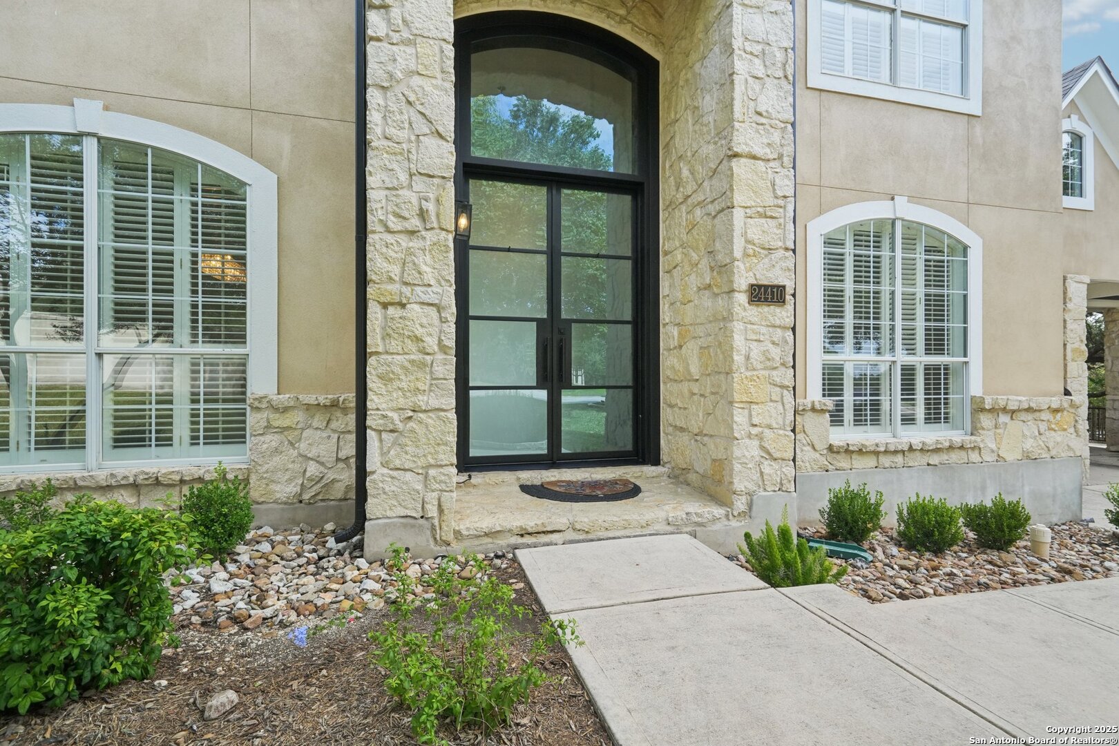 24410 Middle Fork