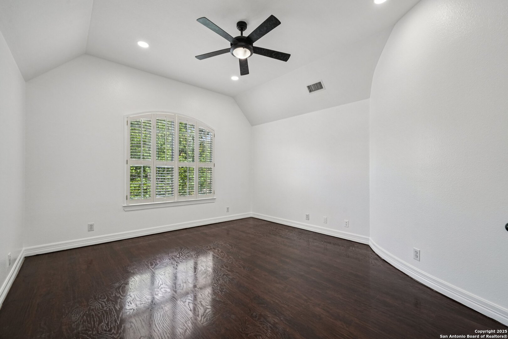 24410 Middle Fork