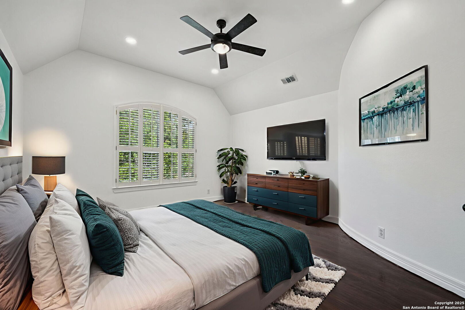 24410 Middle Fork