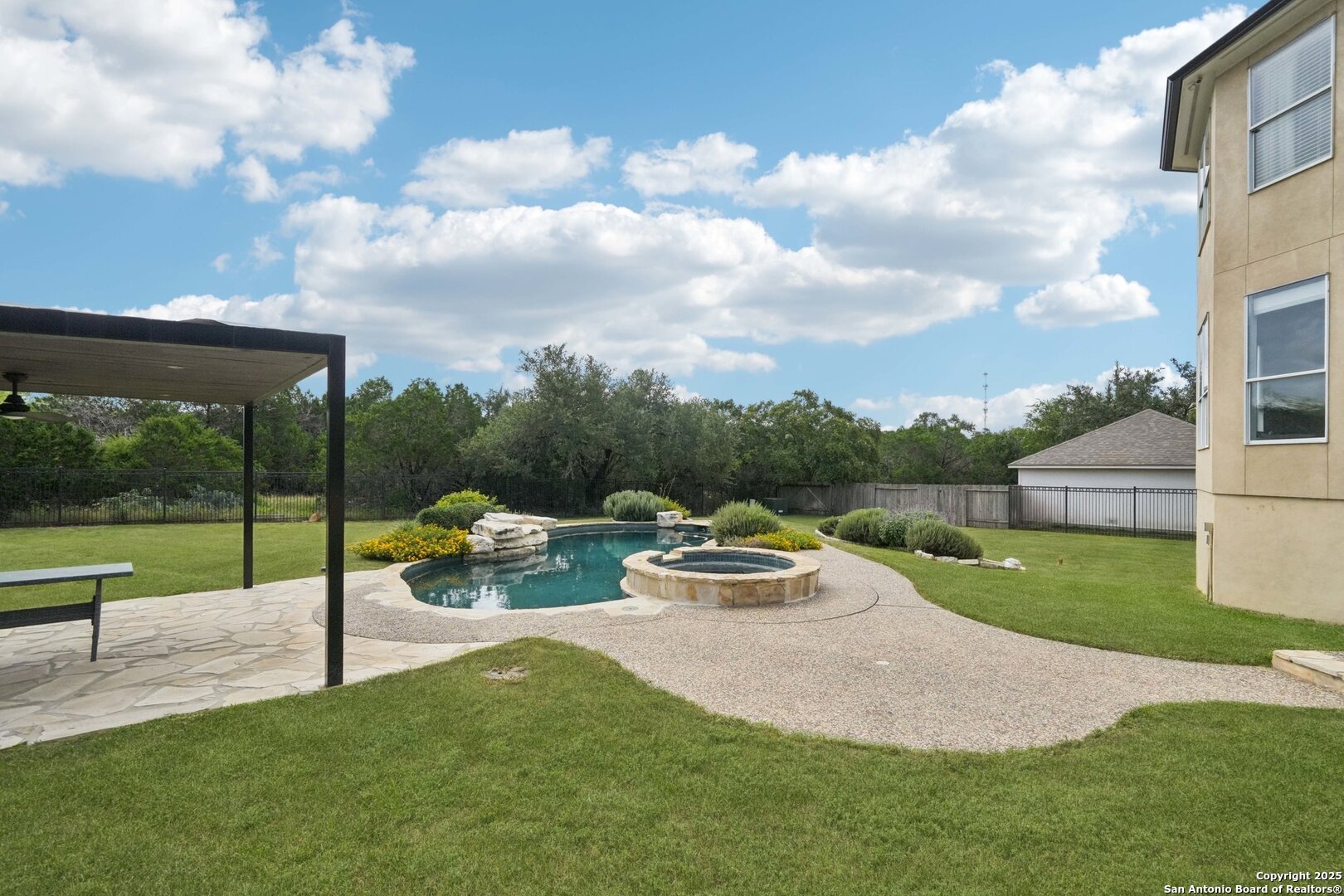 24410 Middle Fork