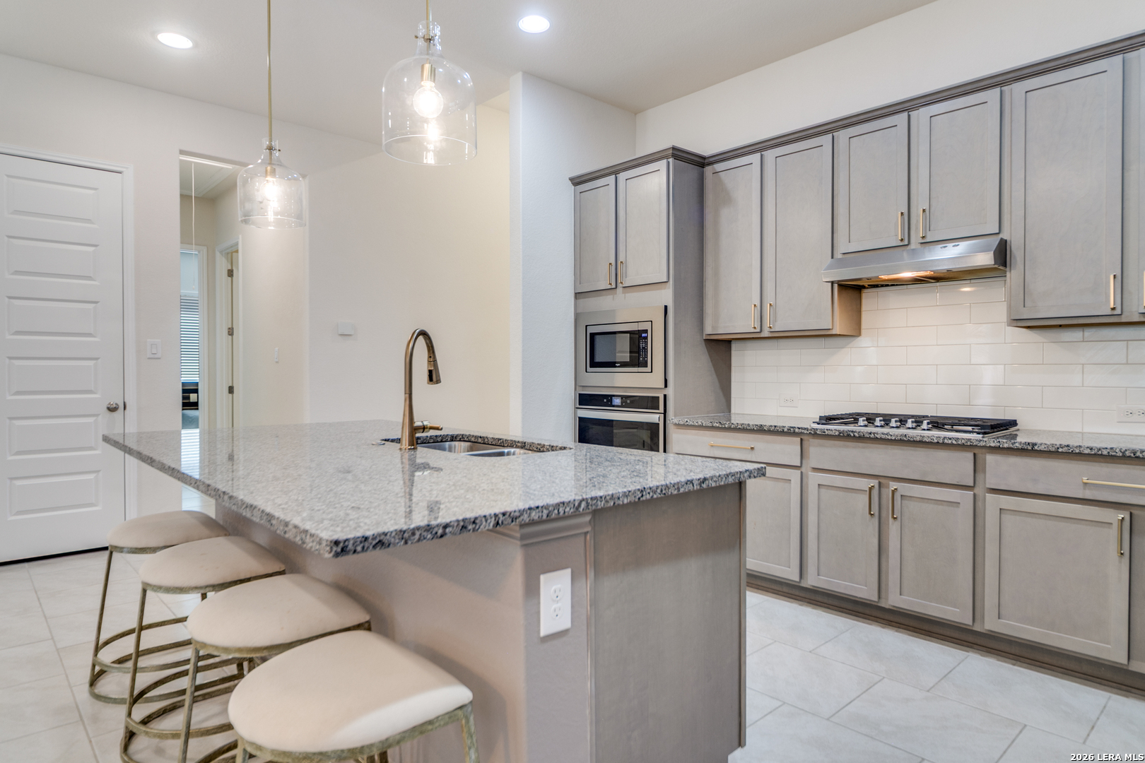 1114 Aidenbaum