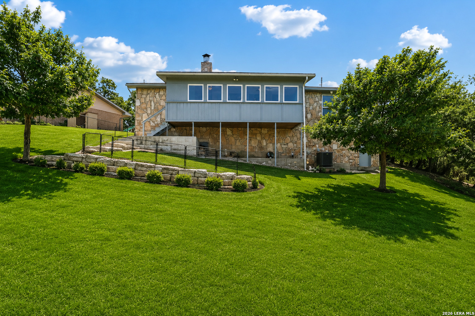 115 W Village