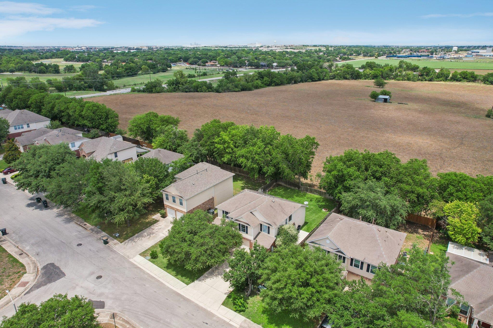111 Hiver Circle CIR