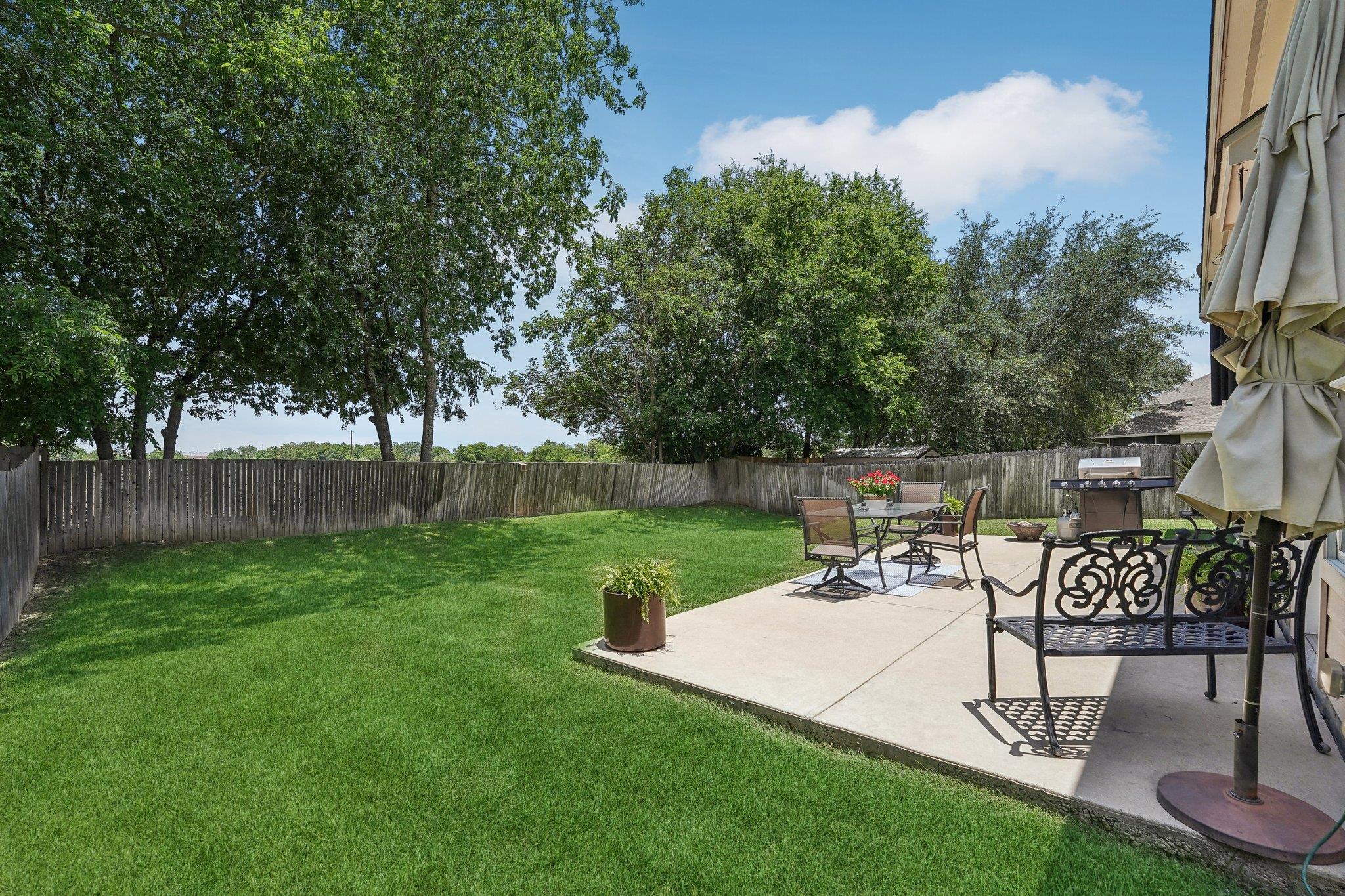 111 Hiver Circle CIR