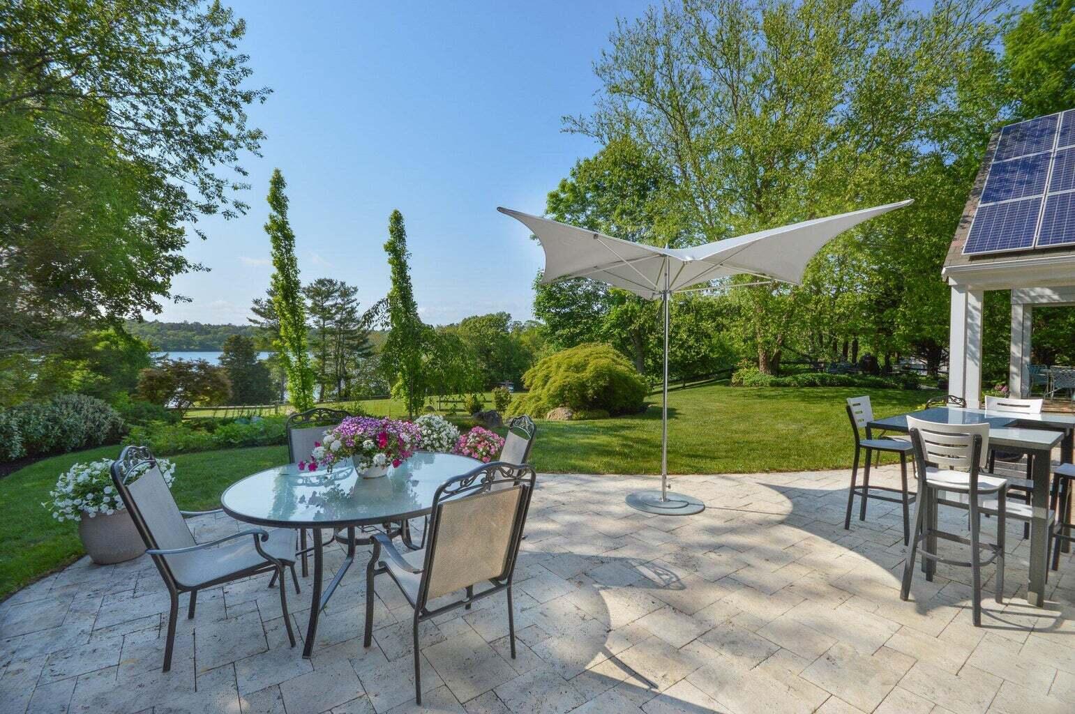 75 Great Hill Road