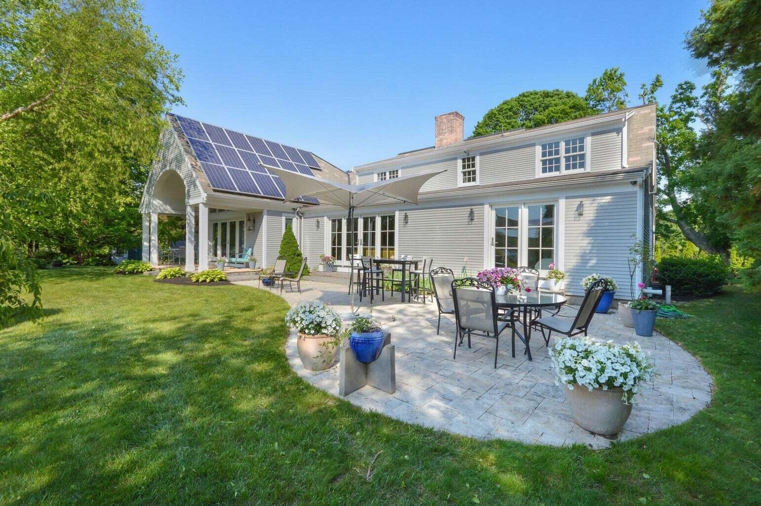75 Great Hill Road