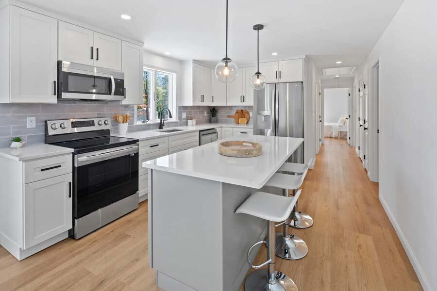 124 Mashpee Neck Road