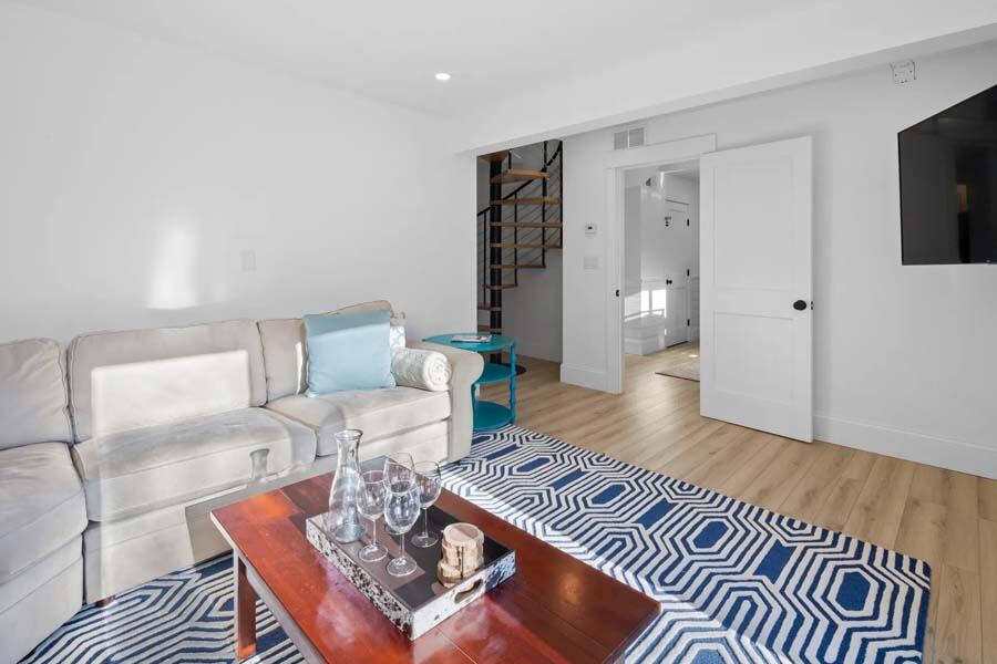 875 Orleans Road