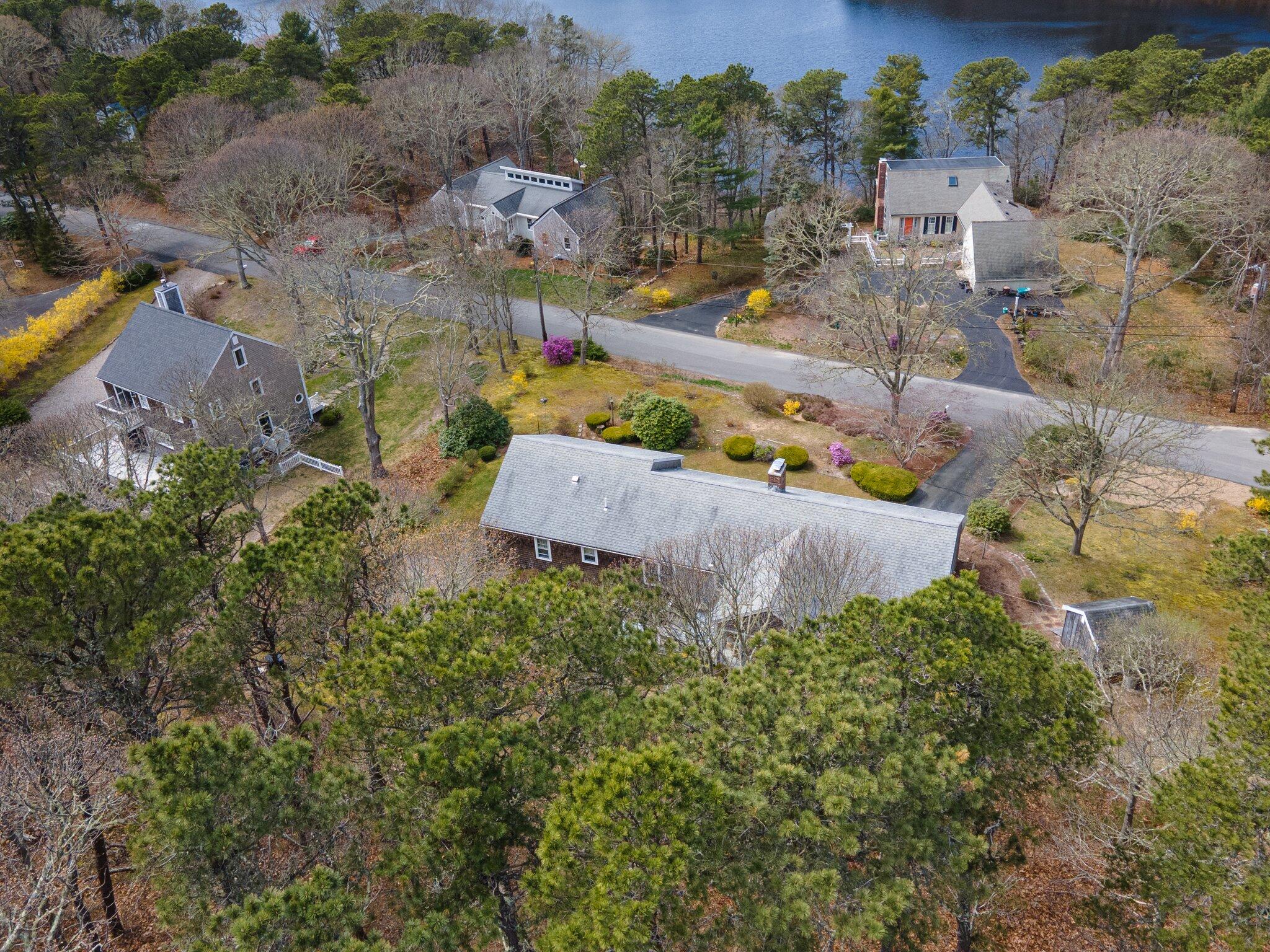 122 North Pond Drive
