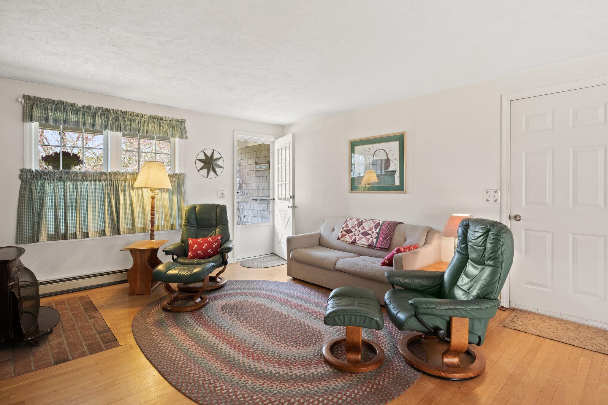 122 North Pond Drive