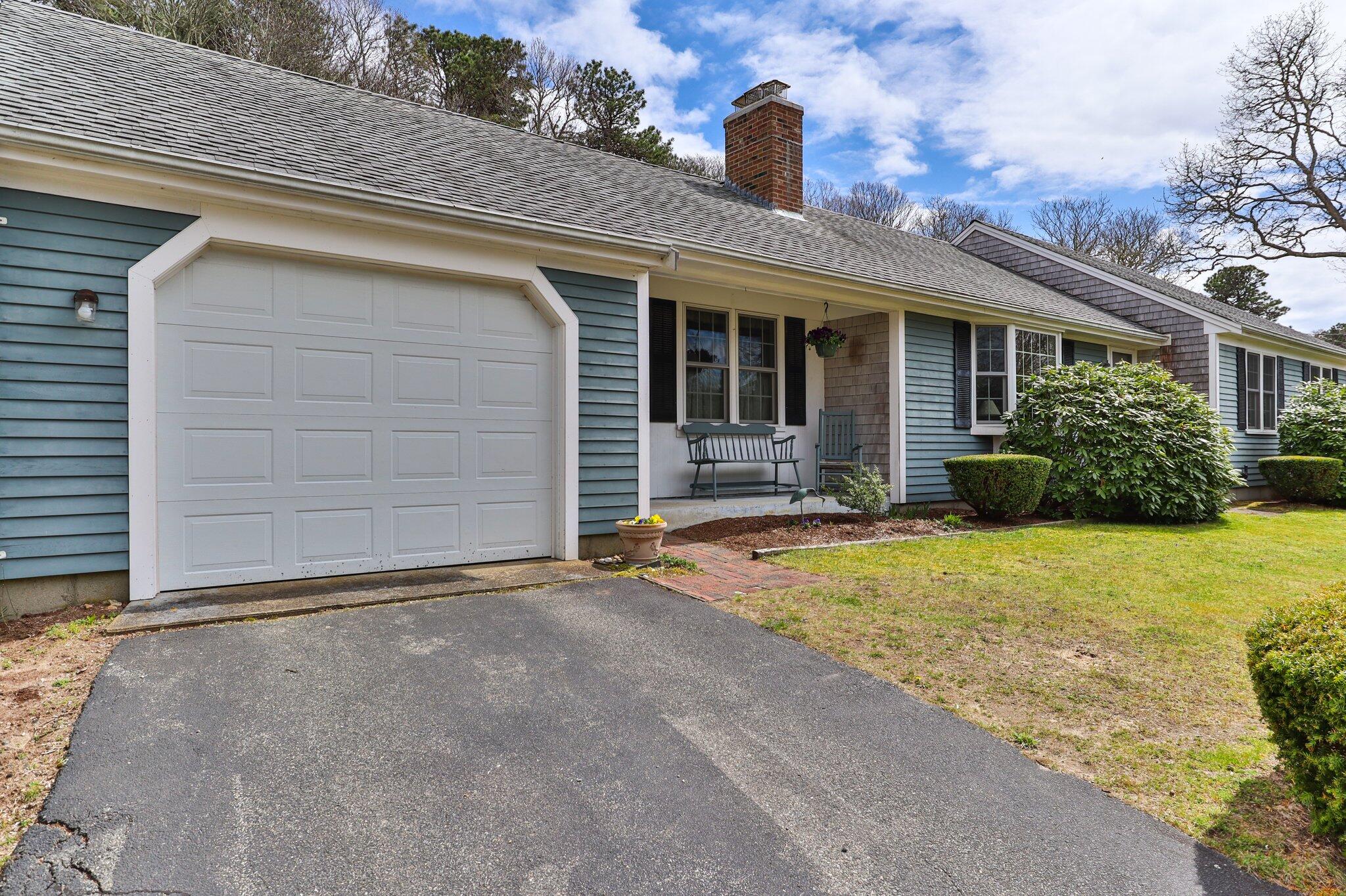 122 North Pond Drive