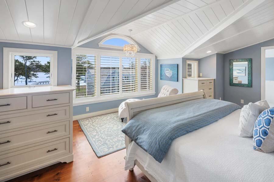 13 Captains Cove Lane