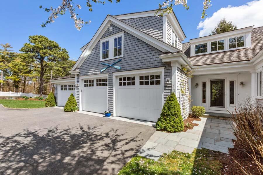 13 Captains Cove Lane