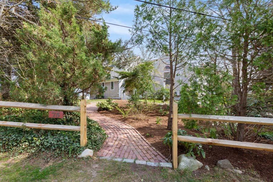 75 Gosnold Road