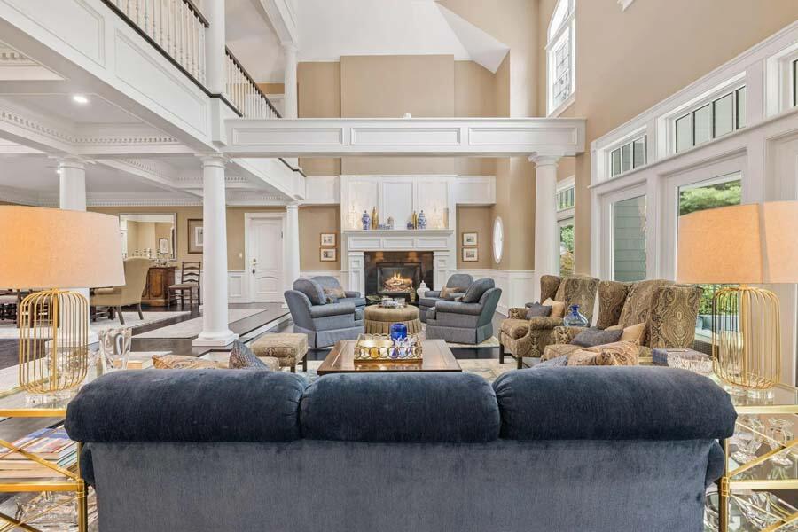 16 North Glen Drive