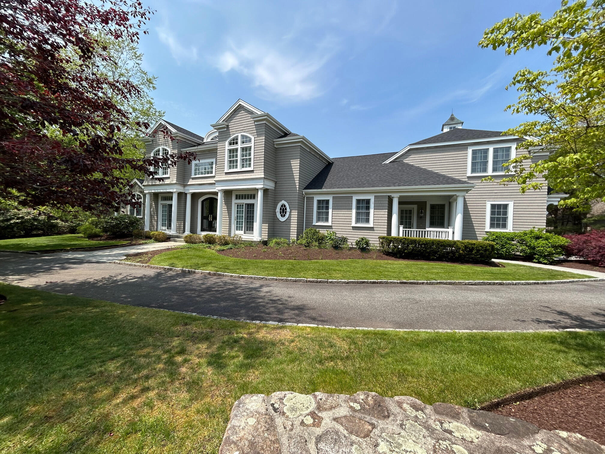 16 North Glen Drive