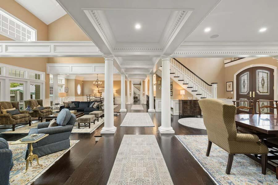 16 North Glen Drive