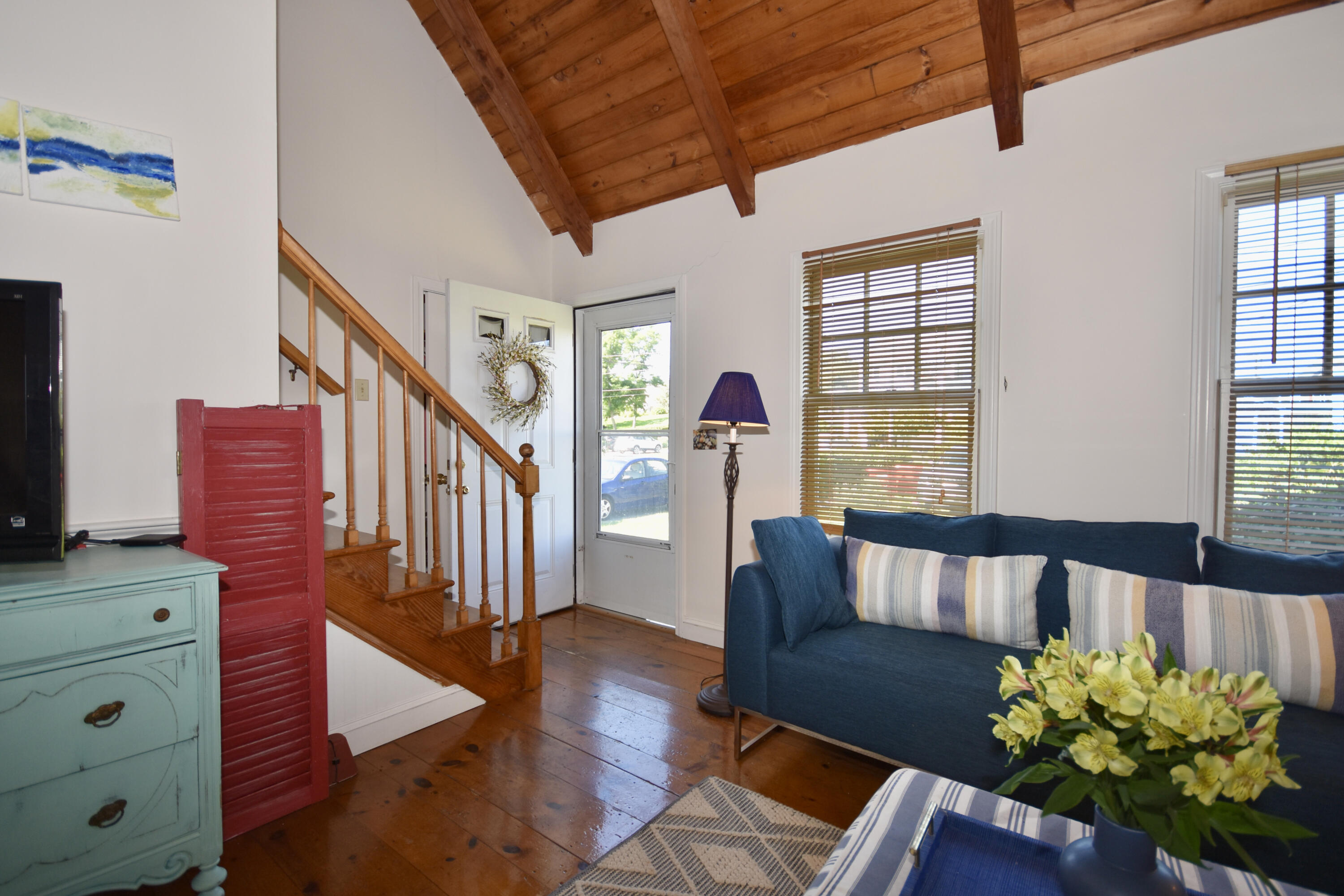 63 Freeman Avenue