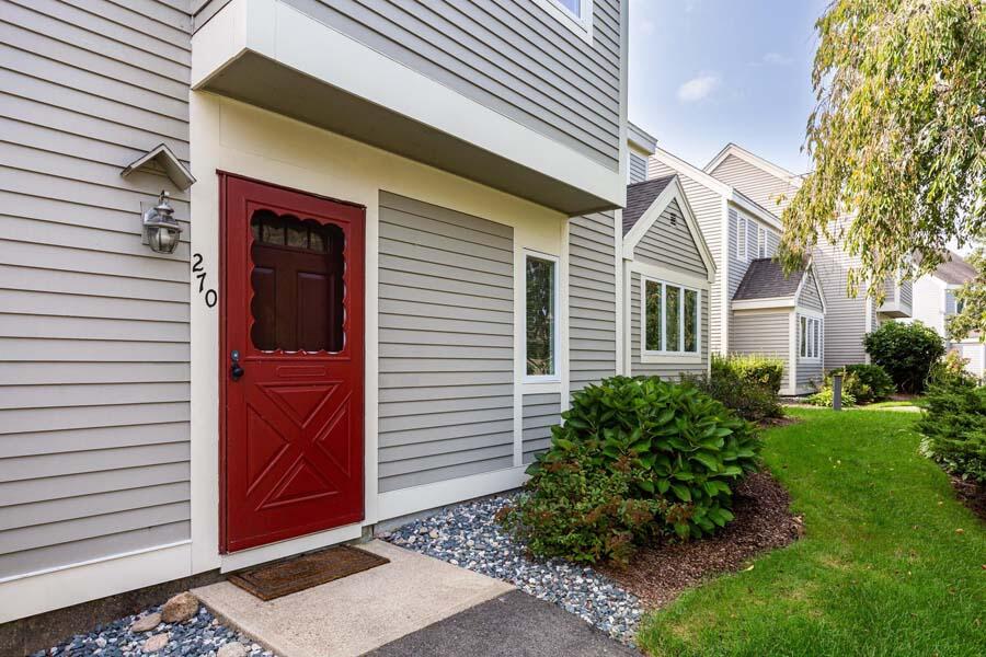 270 Fletcher Lane