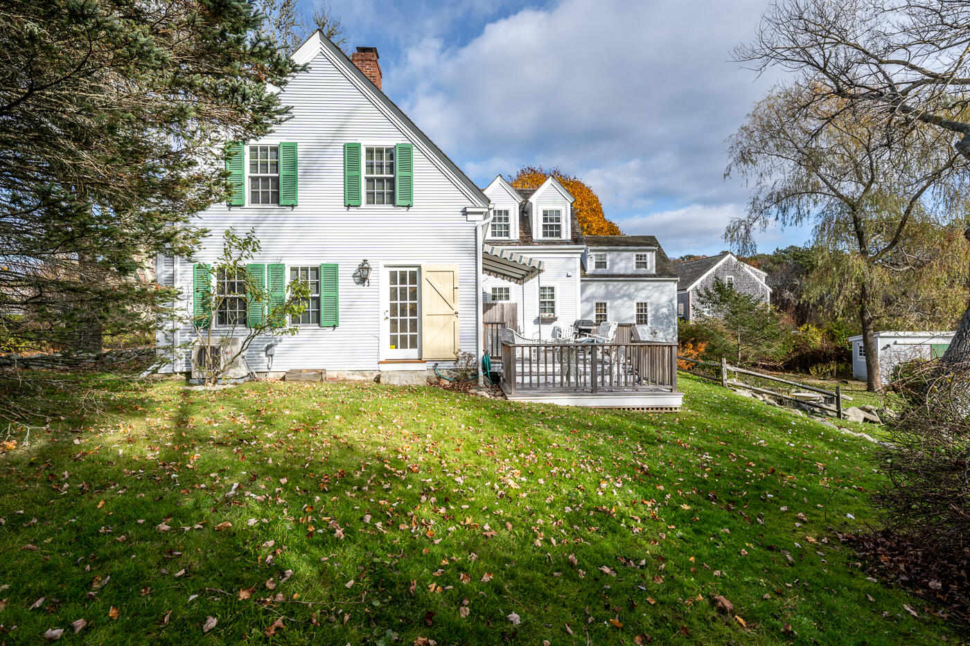 688 Main Street