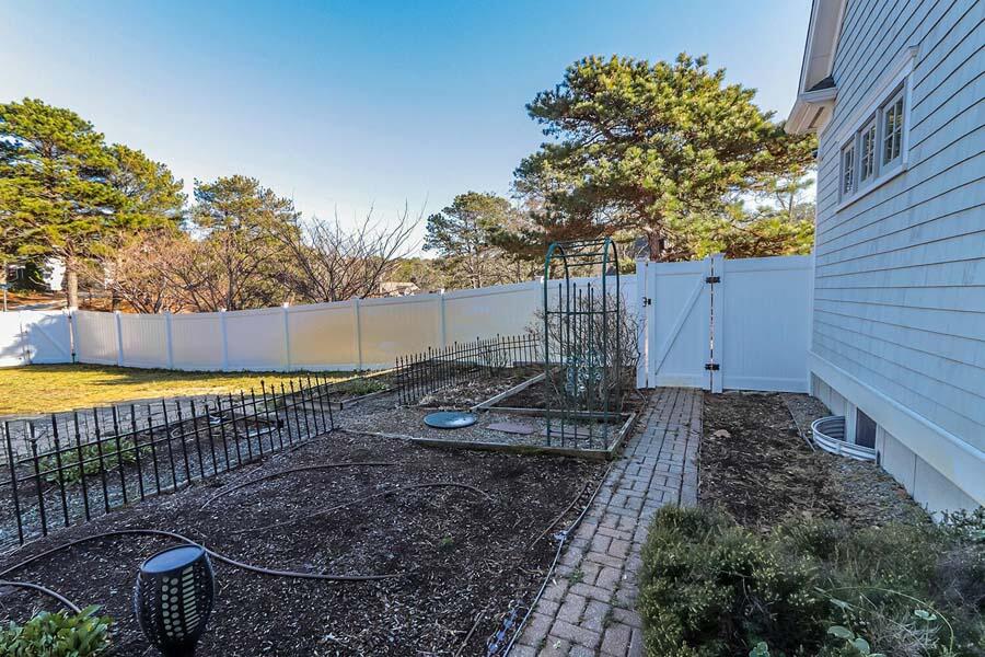 40 Leilla Rich Drive