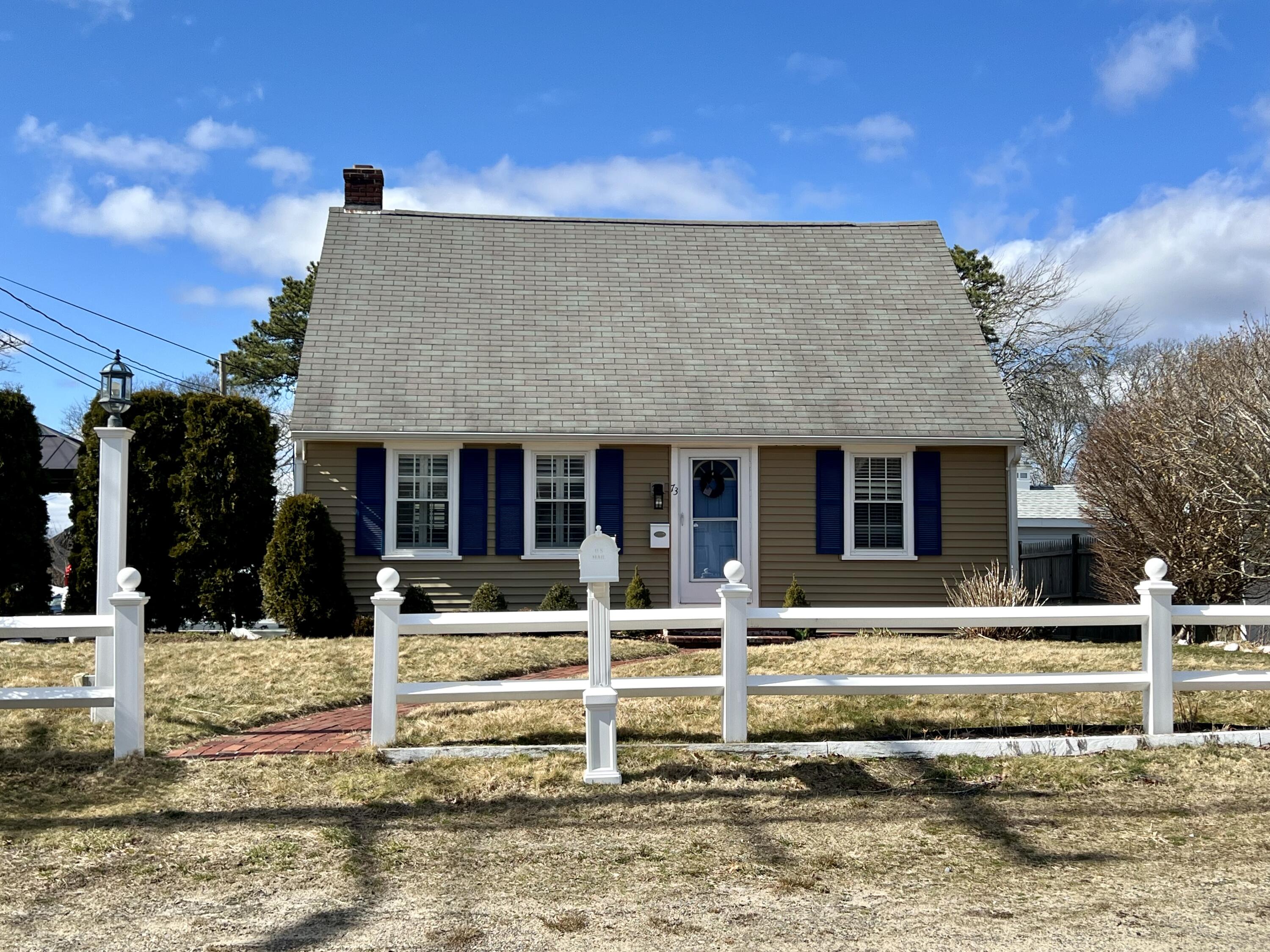 73 Standish Way