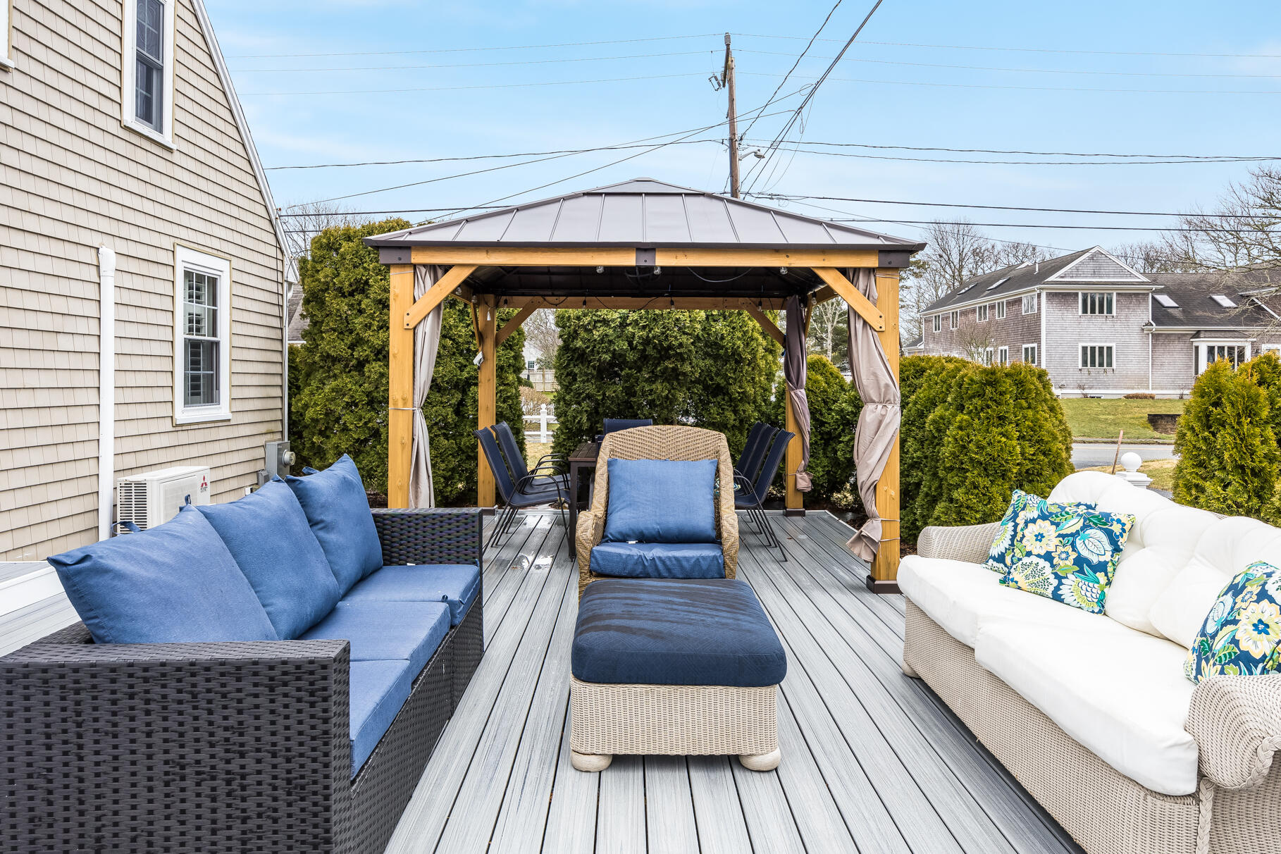73 Standish Way