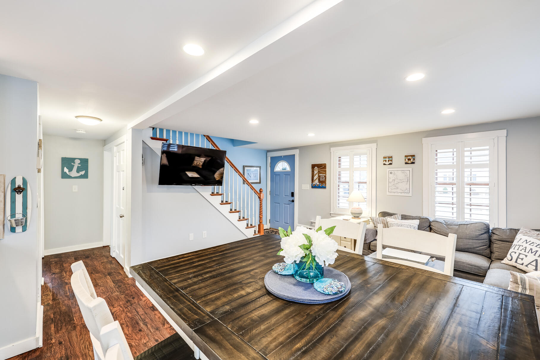 73 Standish Way