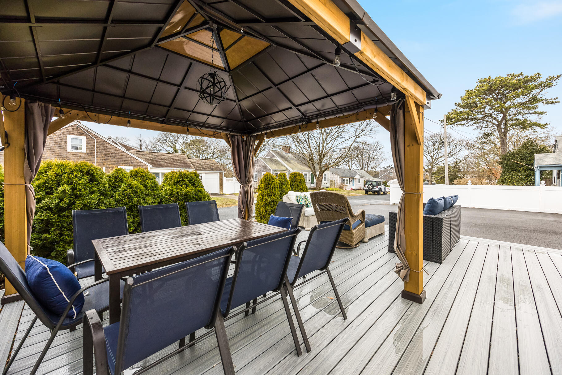 73 Standish Way
