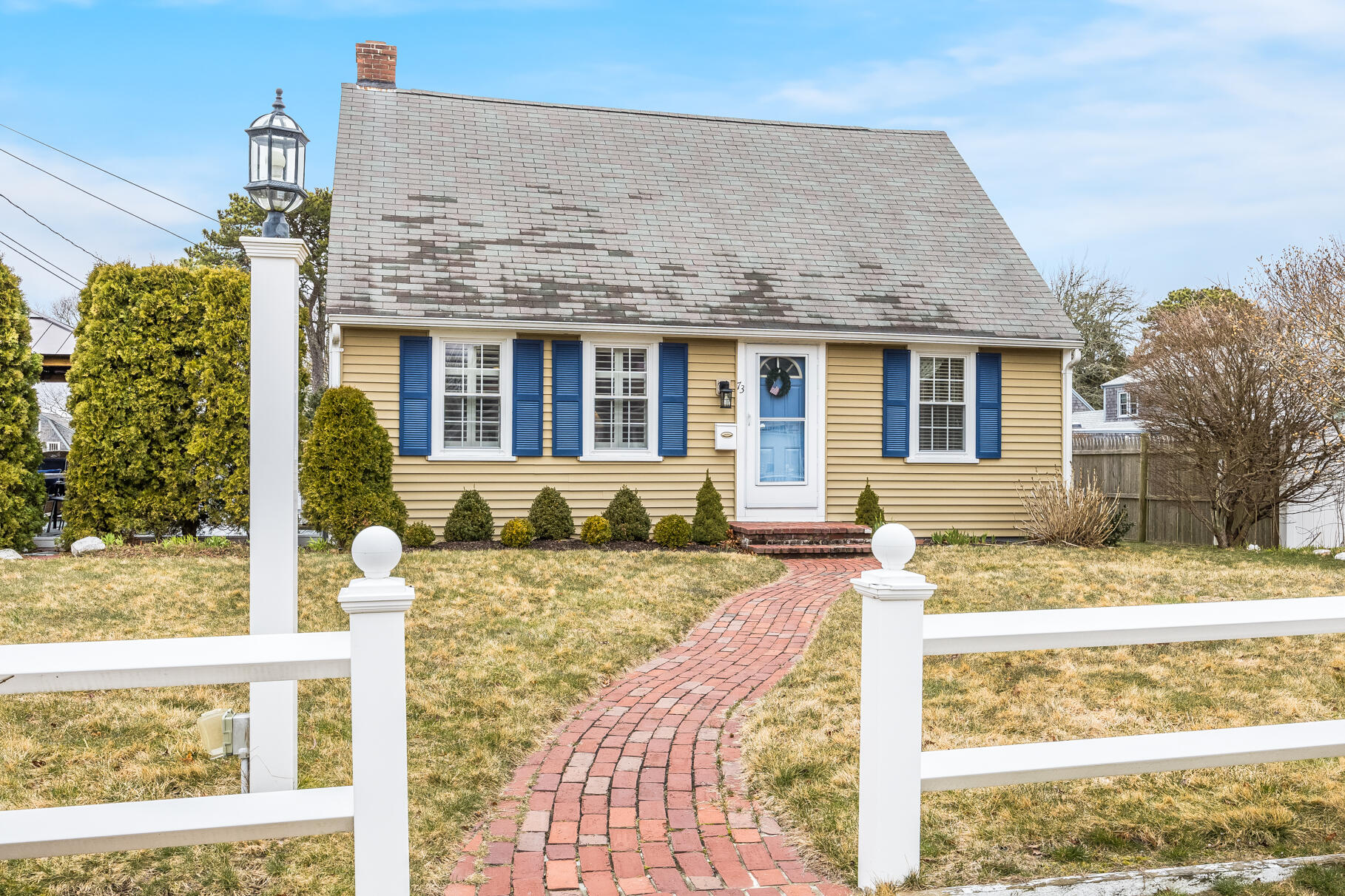 73 Standish Way