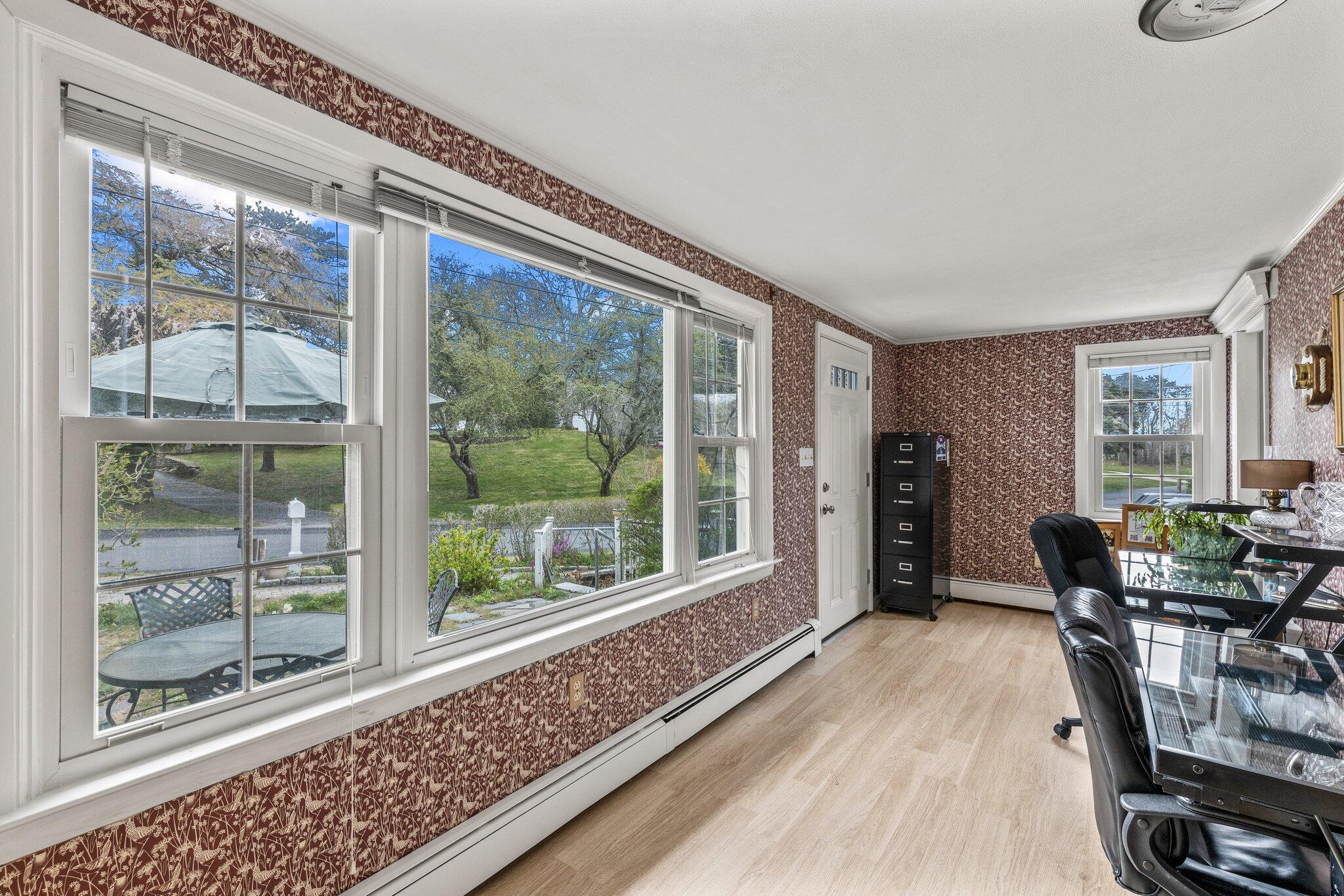 10 Vineyard Avenue