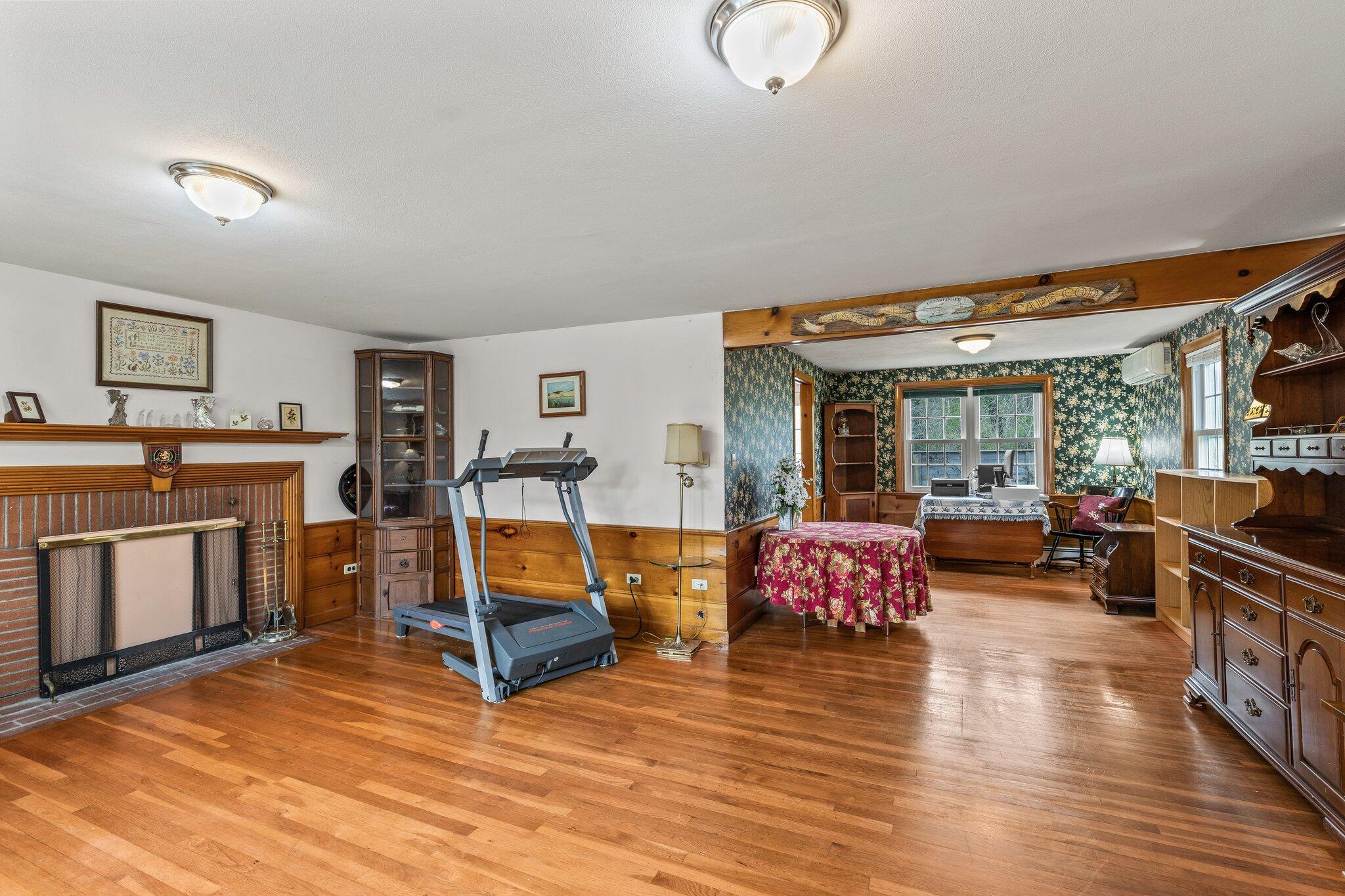 10 Vineyard Avenue
