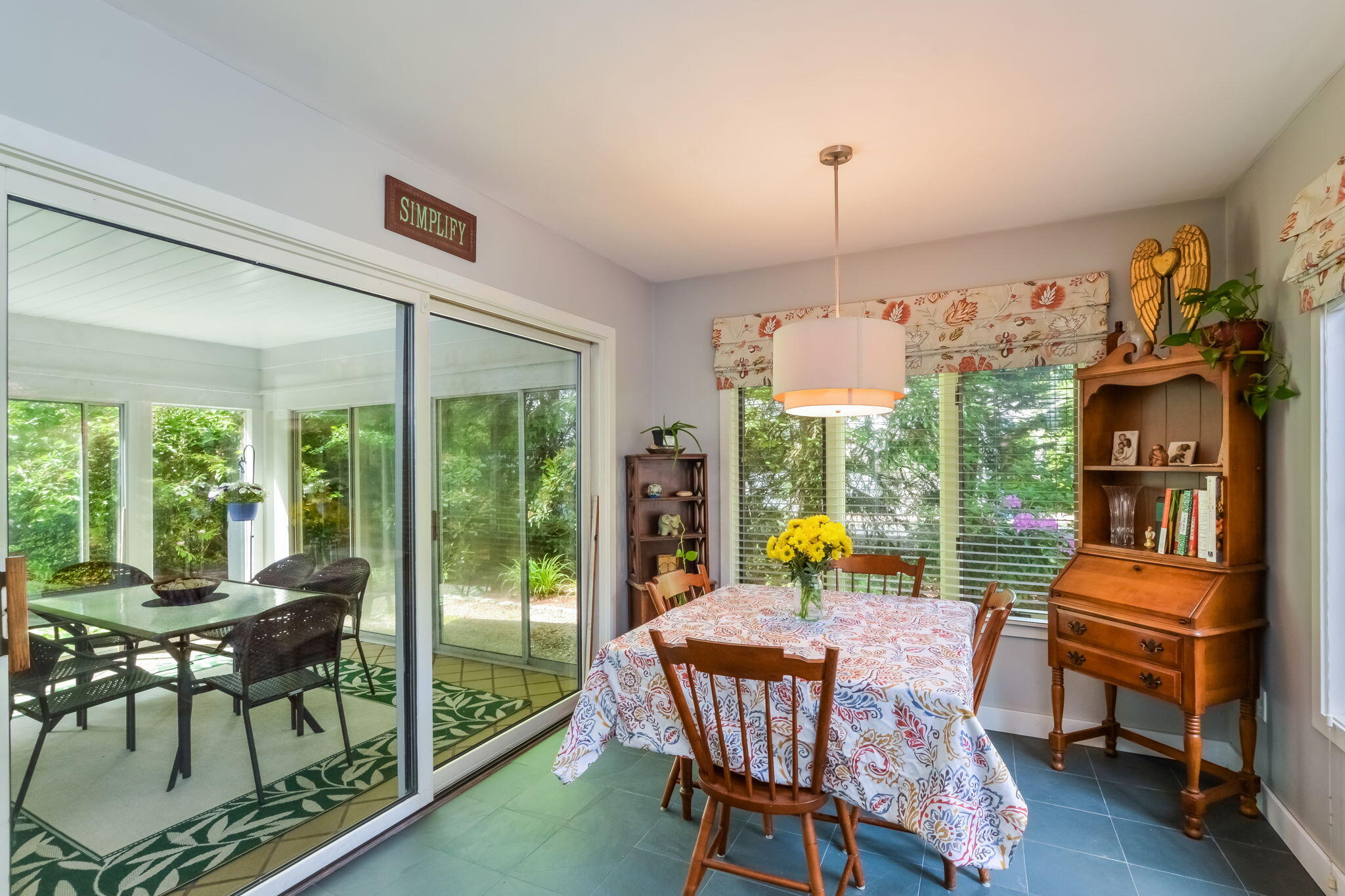 186 Coonamessett Circle