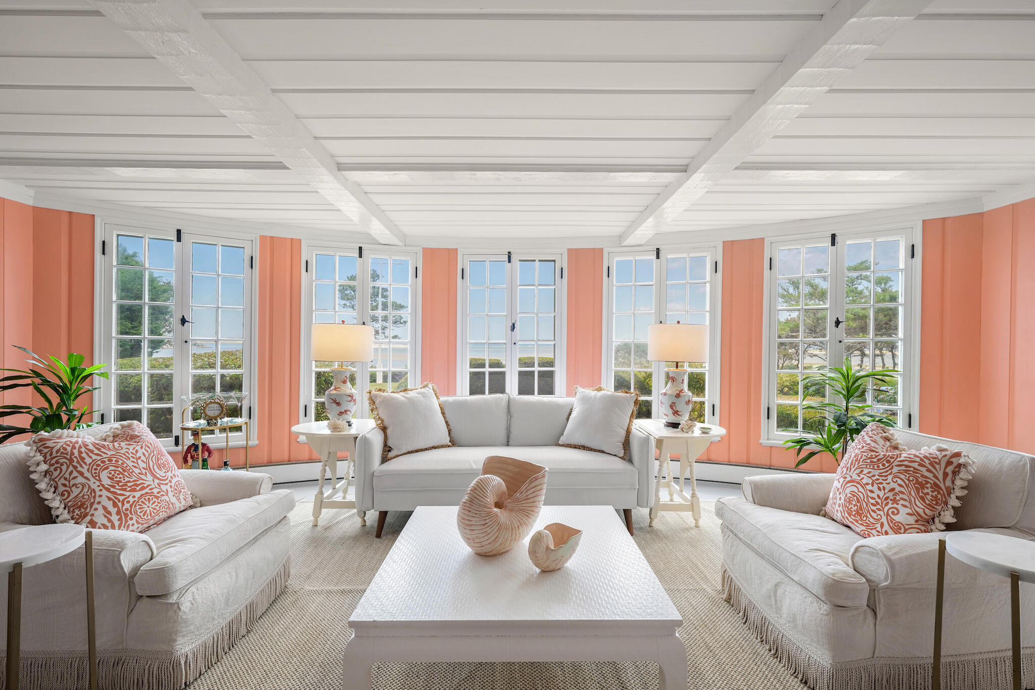 552 Shore Road
