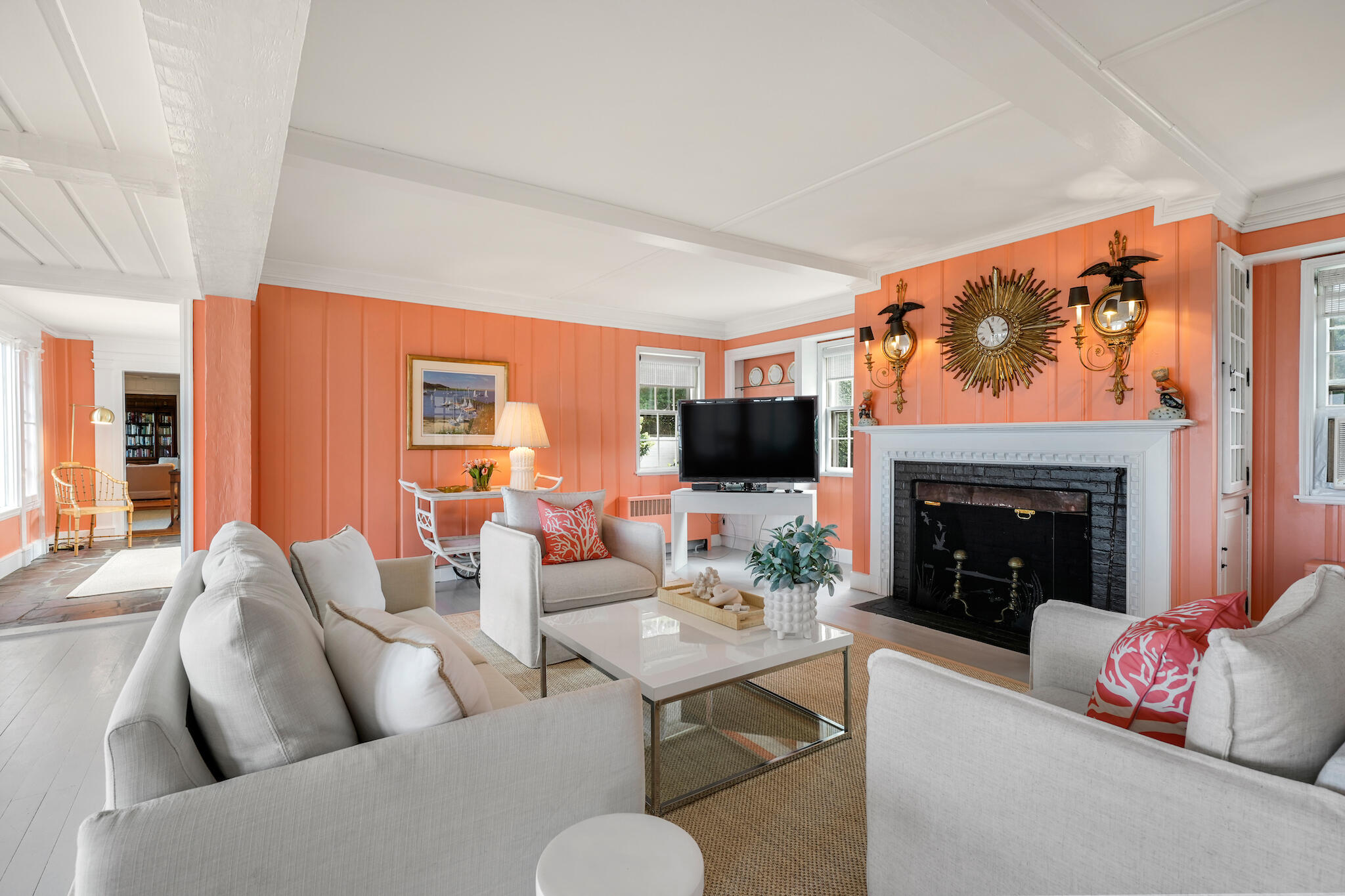 552 Shore Road