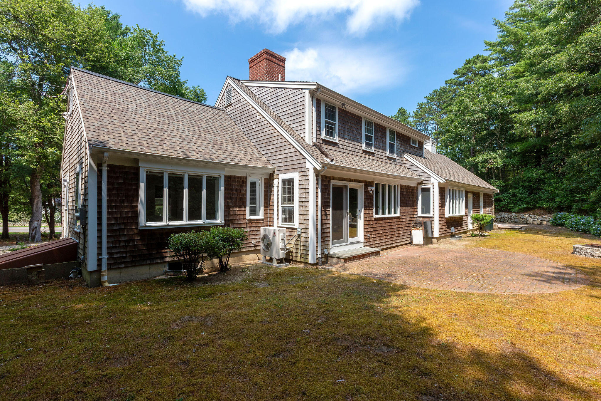 1081 River Road