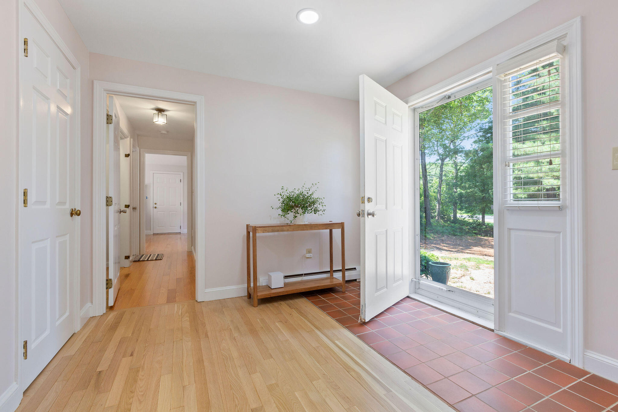 1081 River Road