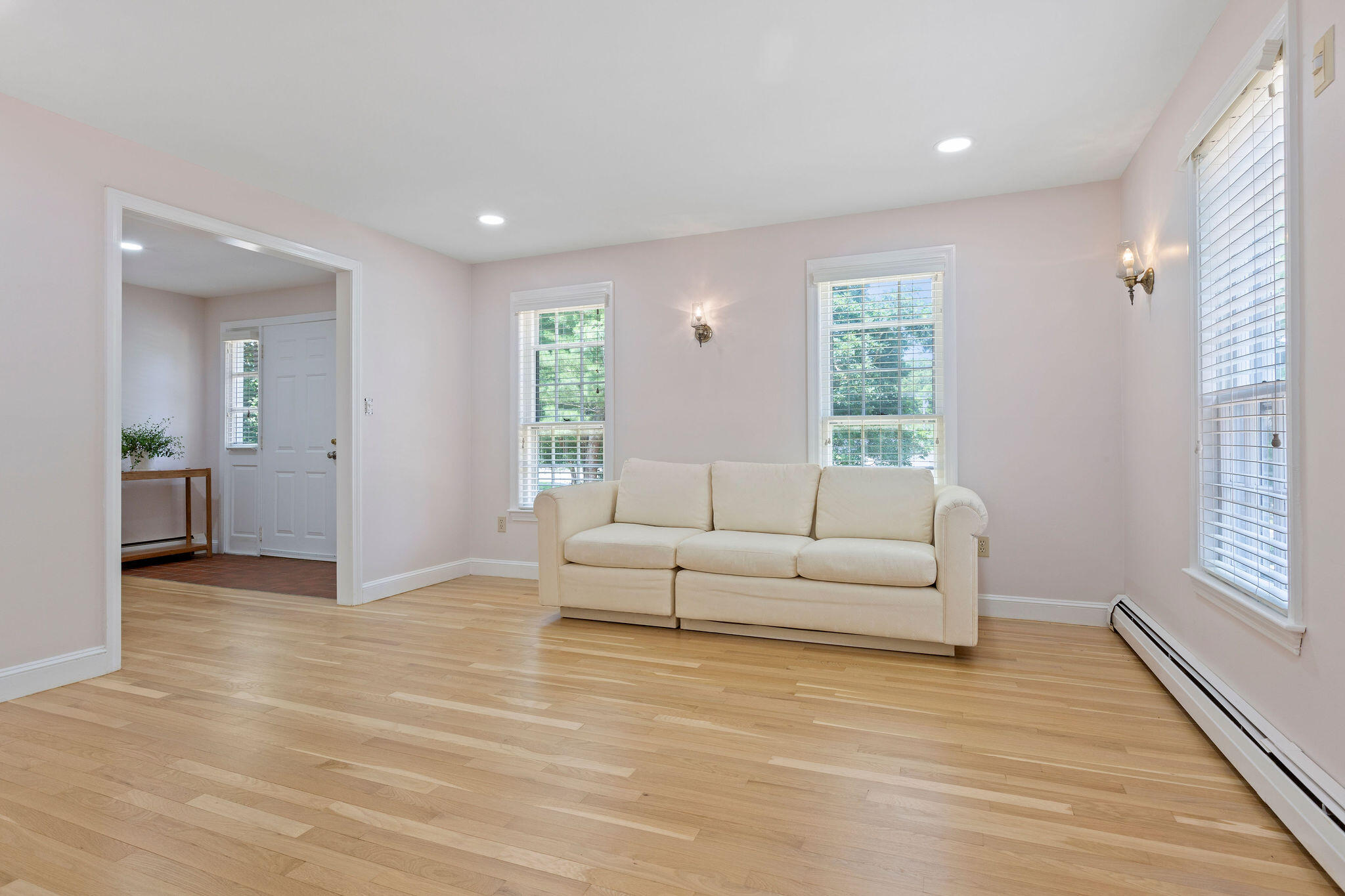 1081 River Road