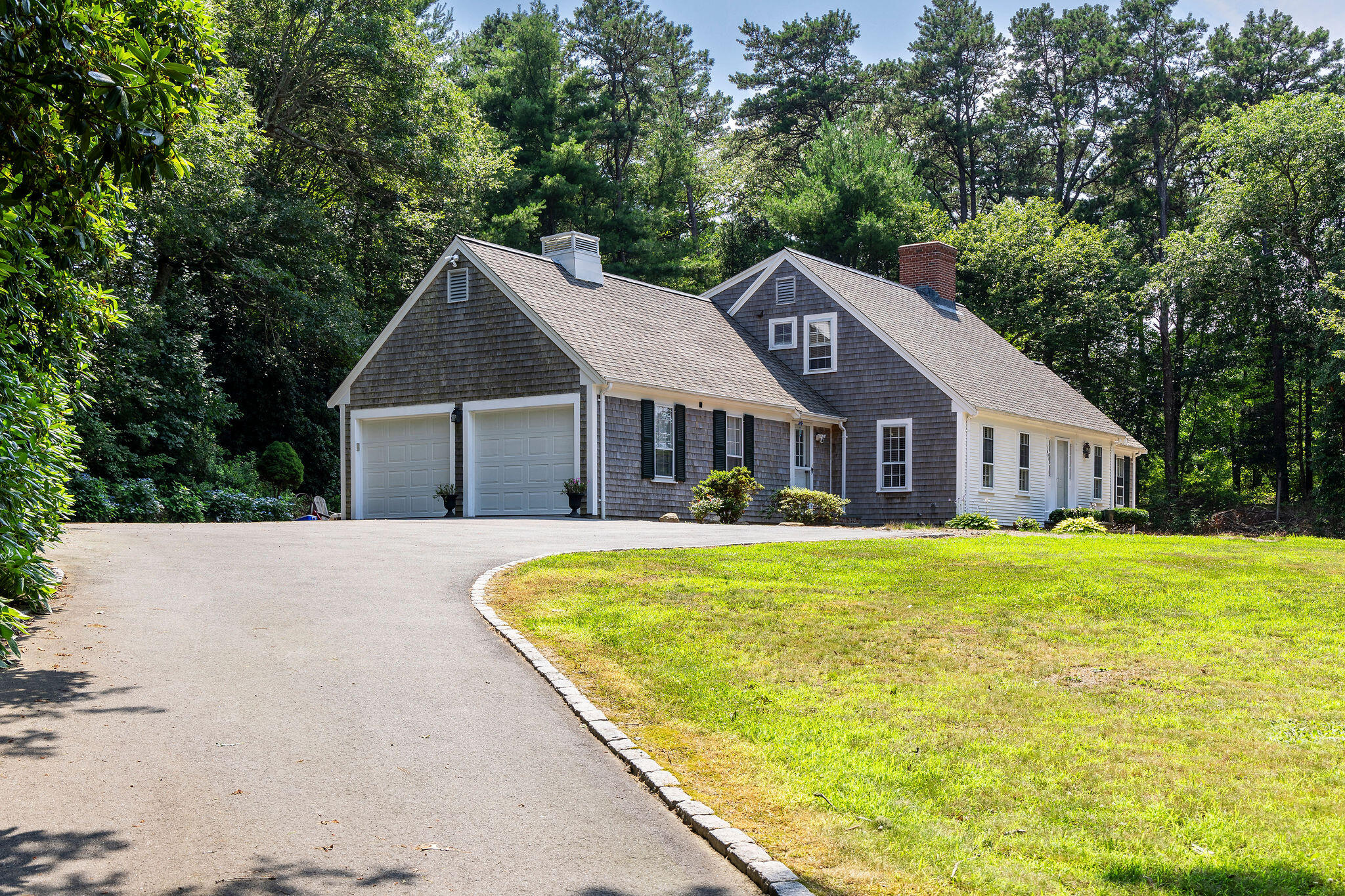 1081 River Road