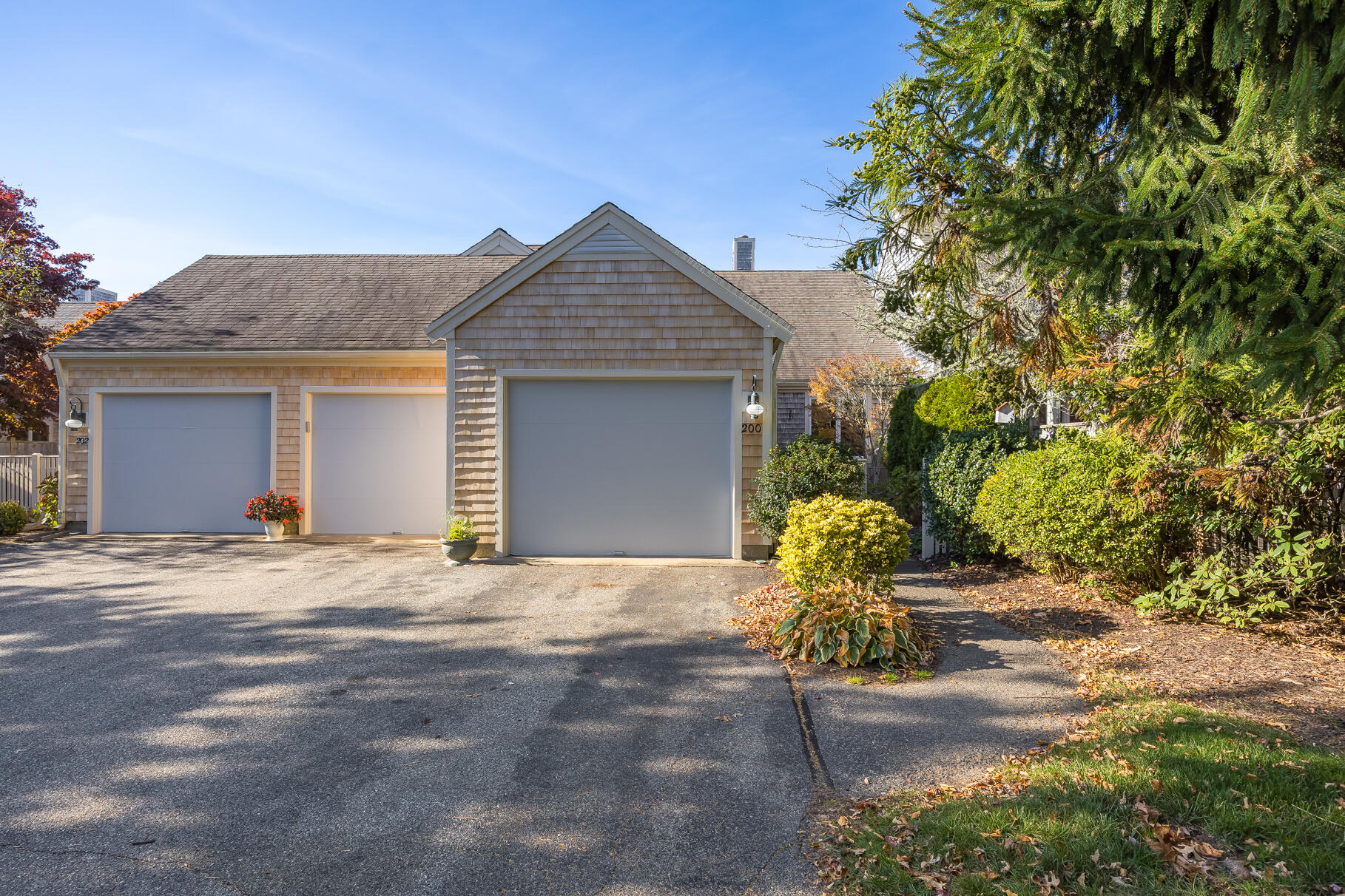 200 Kates Path Village