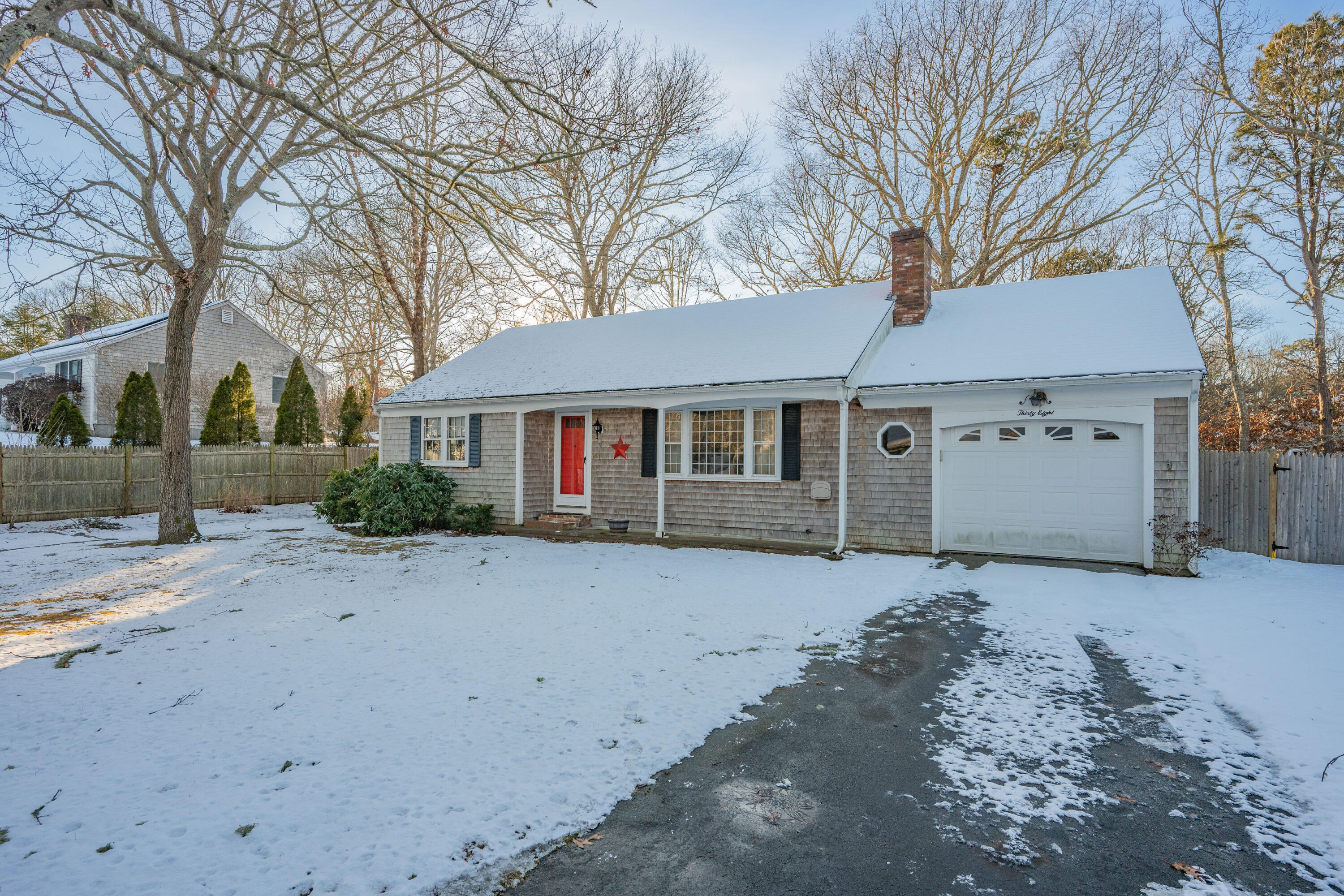 38 Mcnamara Avenue
