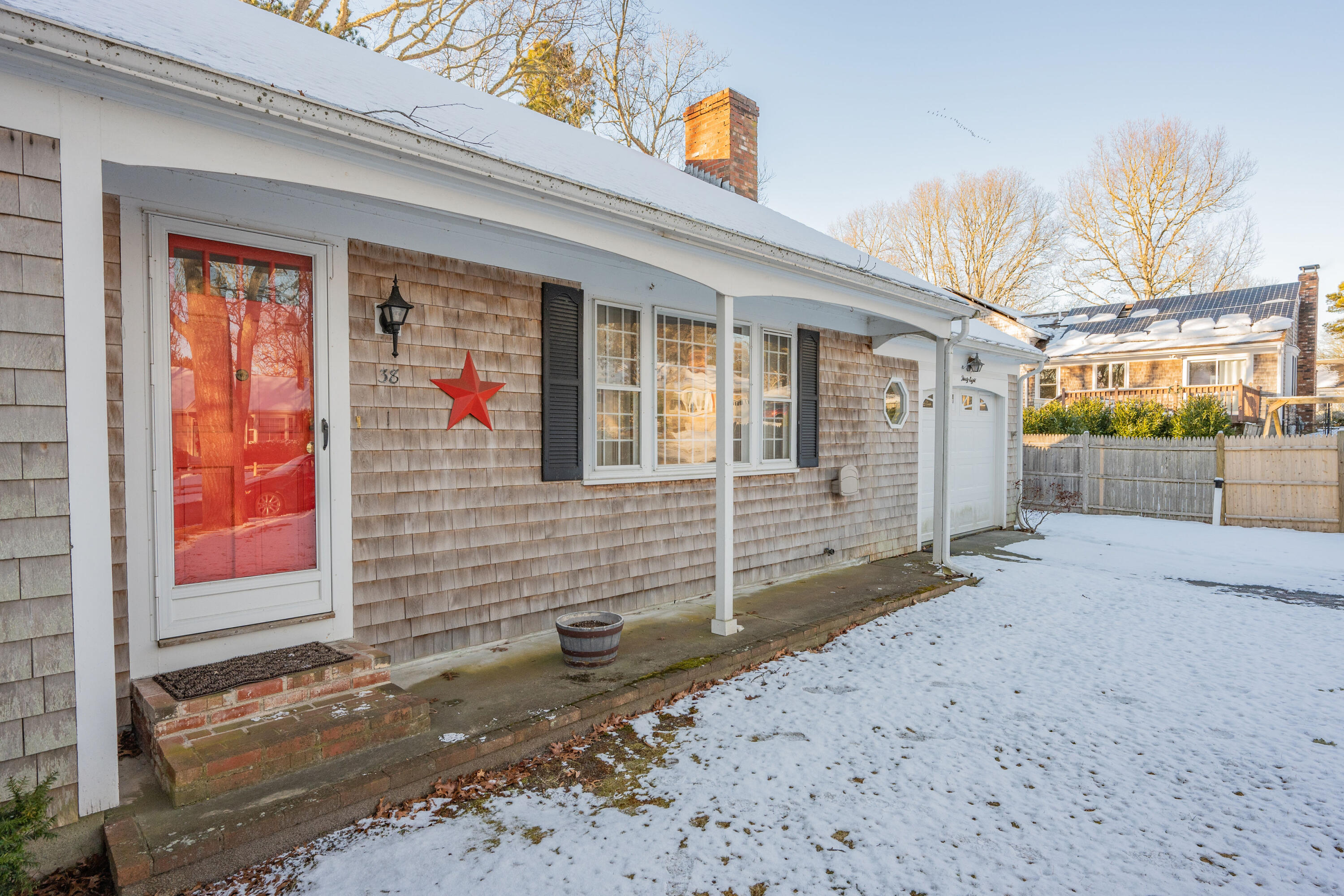 38 Mcnamara Avenue