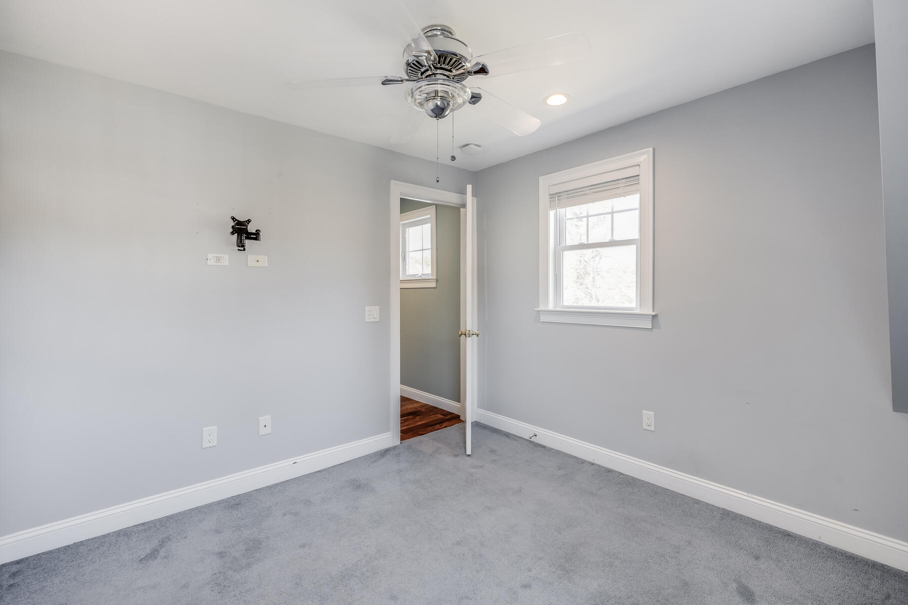 33 Queen Anne Road
